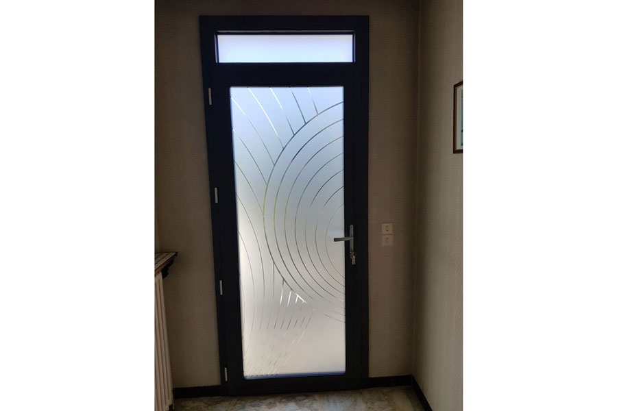 Pose d'une porte d'entrée vitrée en aluminium + imposte vitrée - 38 Bourgoin-Jallieu